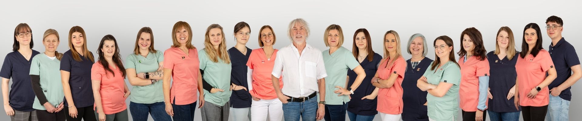 Gruppenfoto Team der Schutzengel Apotheke
